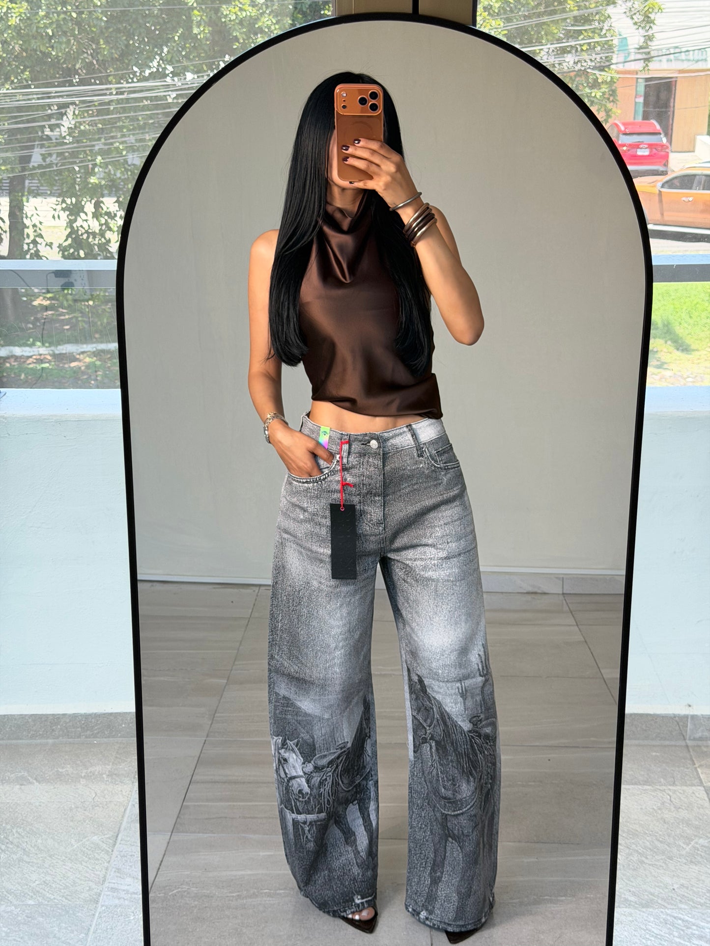 BARREL HORSE JEANS GRIS VIBRANT MIU