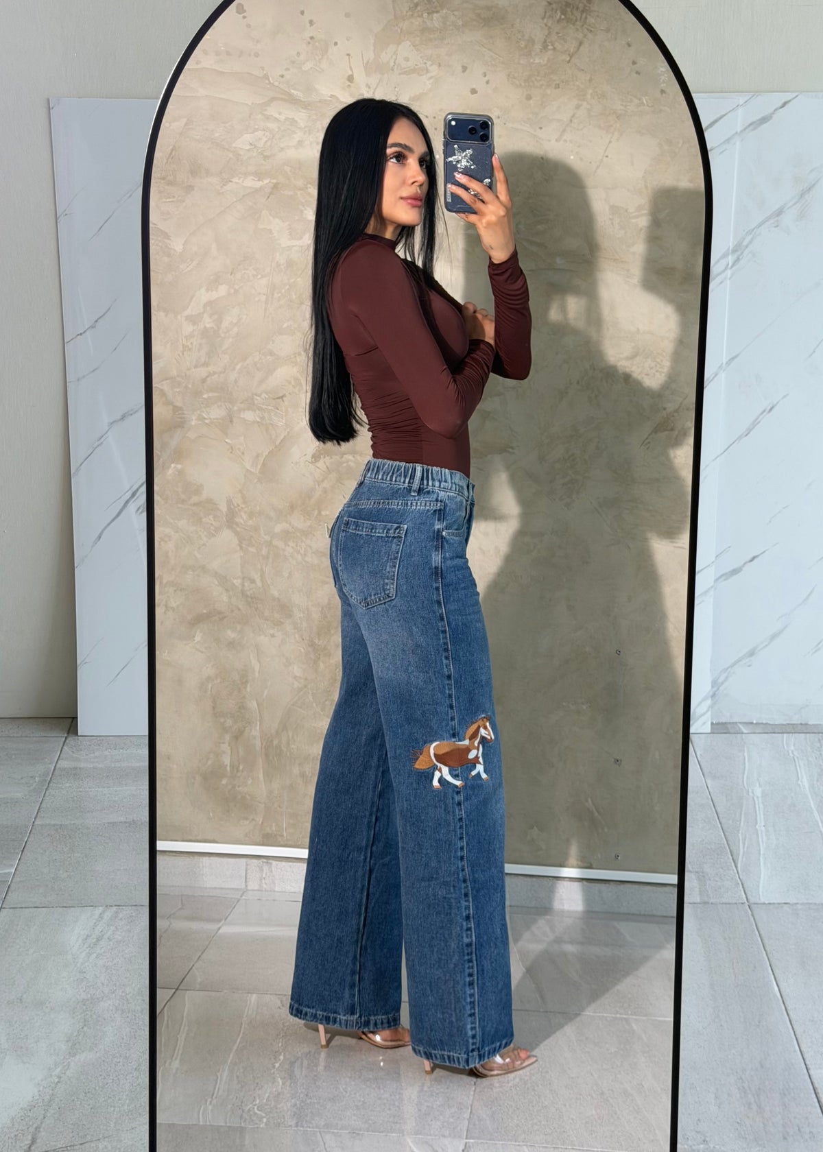 WIDE LEG CABALLO BORDADO