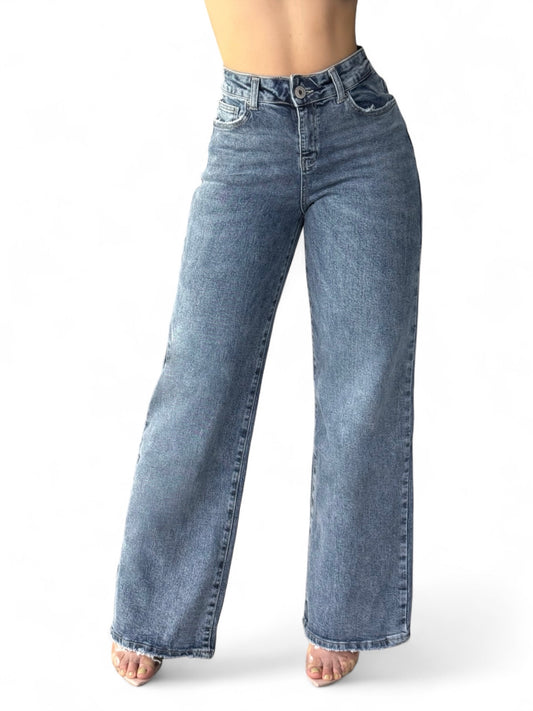 WIDE LEG LIGHT