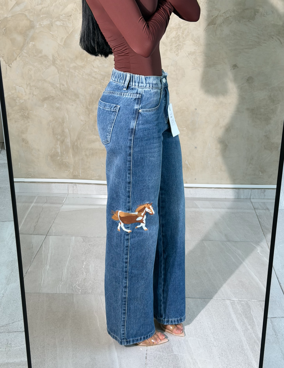 WIDE LEG CABALLO BORDADO